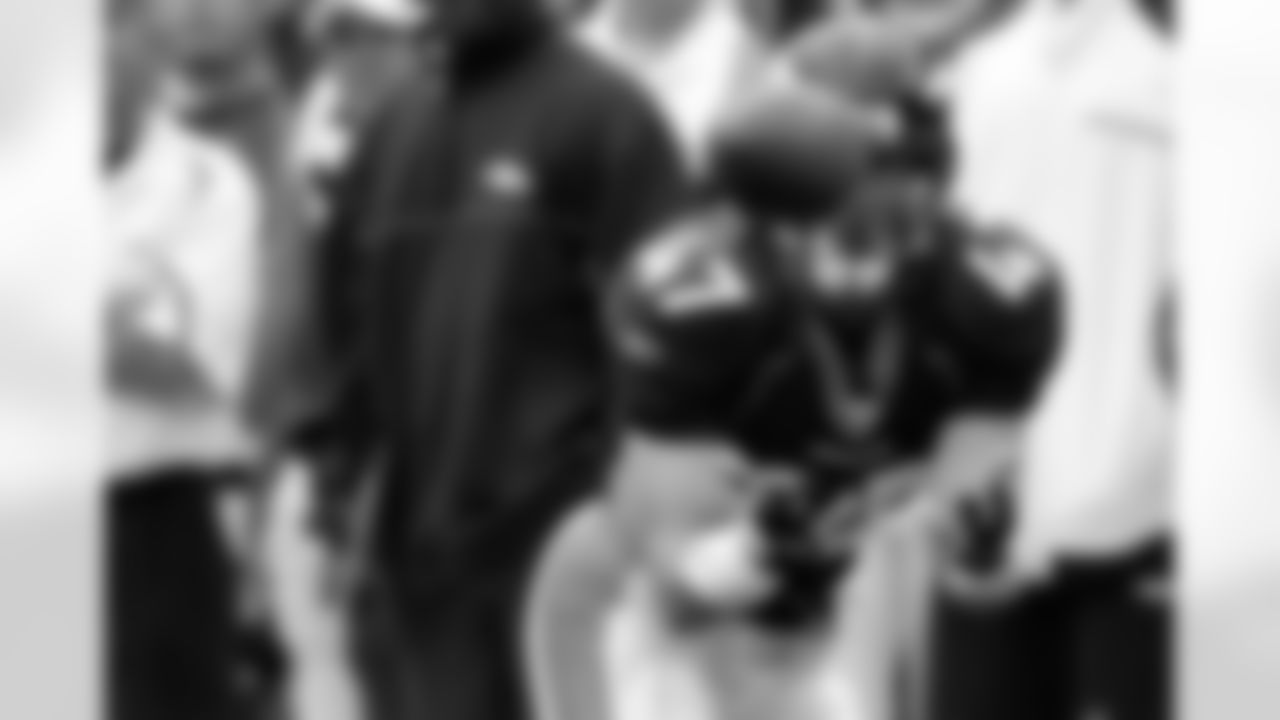 Lynch had an eye for the football.