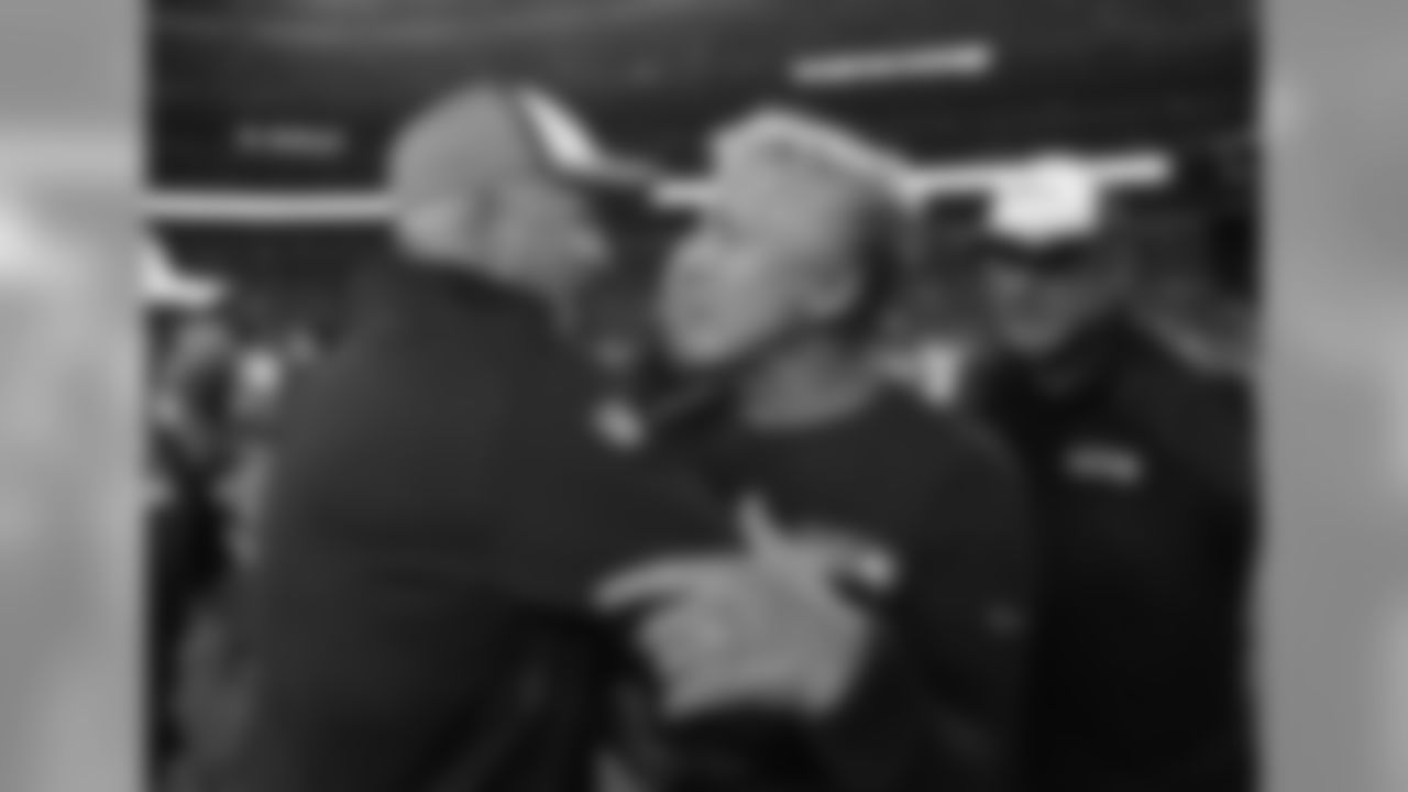 Head Coach John Fox and Seattle Head Coach Pete Carroll