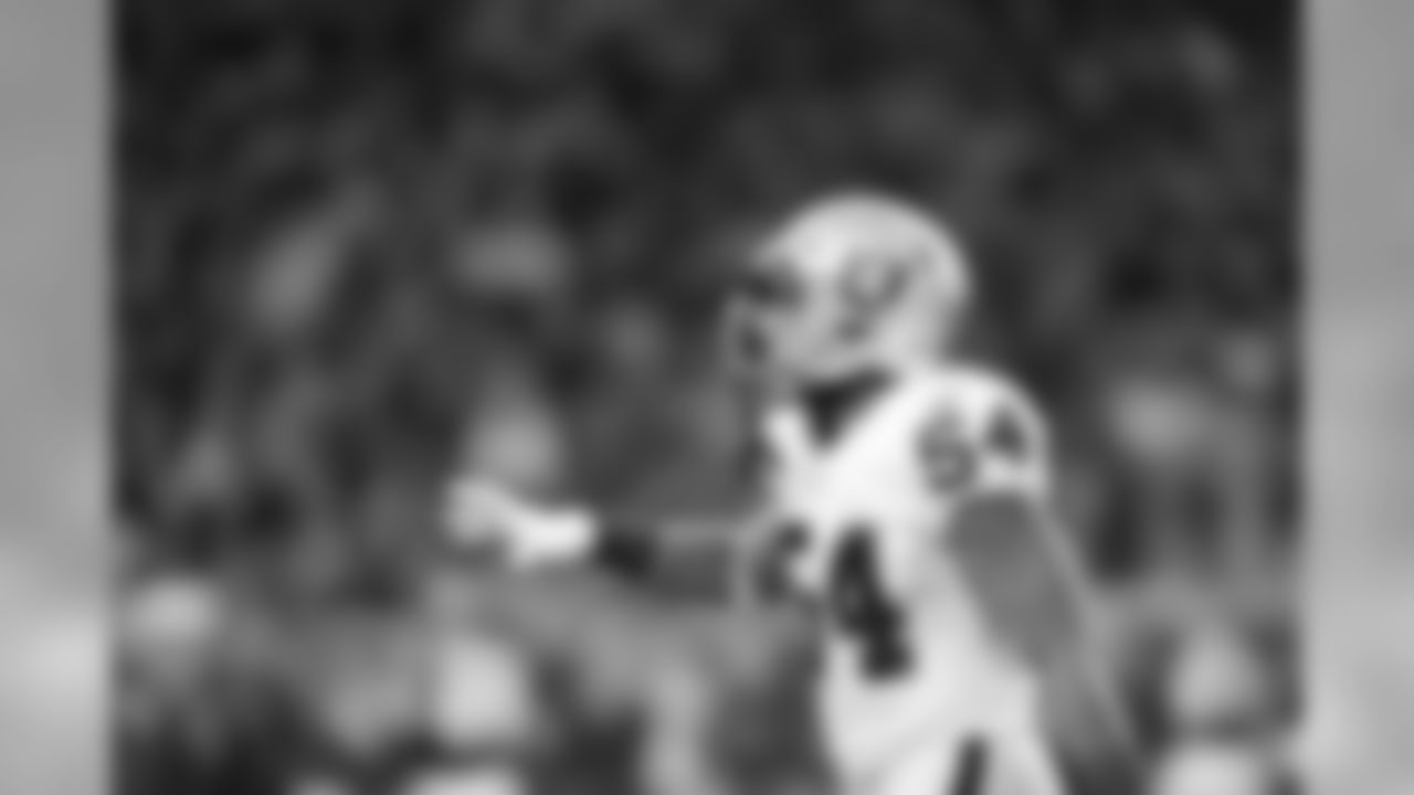 If you're looking for a run-defense upgrade, Riley could be the perfect fit after his career year with the Raiders. Riley didn't join the Raiders until Oct. 4, but exceeded all expectations, and was the key to their improvement against the run. In five games without Riley, Oakland surrendered 133.4 rushing yards per game, 5.09 yards per carry and allowed a first down once every 3.36 rushes. In 12 games with Riley, Oakland allowed 22 fewer rushing yards per game, 1.09 fewer yards per carry and limited foes to one first down every 5.39 attempts.