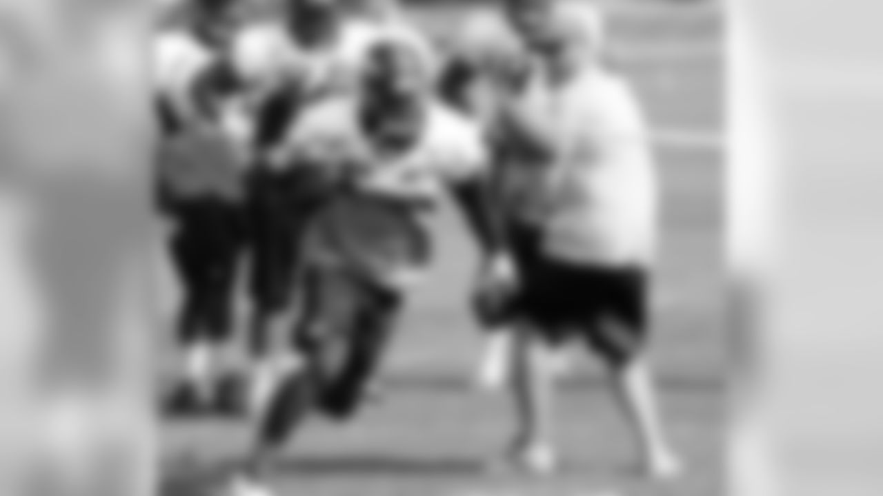 DE DeMarcus Ware