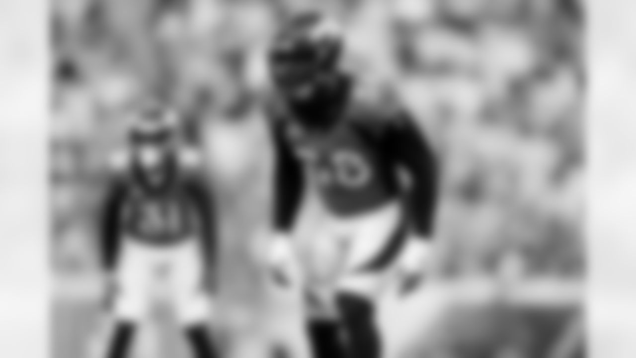 Von Miller during the Broncos' Week 2 game against the Jacksonville Jaguars at TIAA Bank Field in Jacksonville, Florida on September 19, 2021. (Photo by Gabriel Christus)