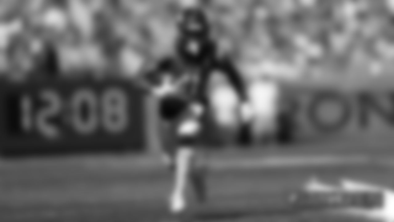 During the Broncos' game against the Jacksonville Jaguars at Empower Field at Mile High on September 29, 2019. (Photo by Gabriel Christus)