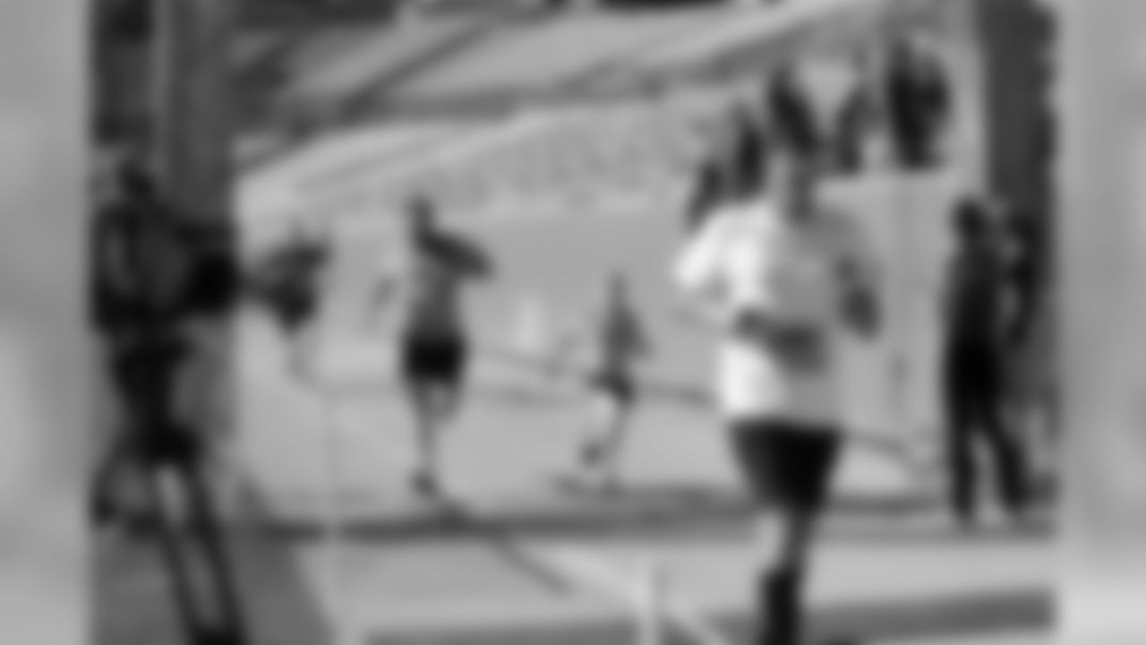 Broncos 7K