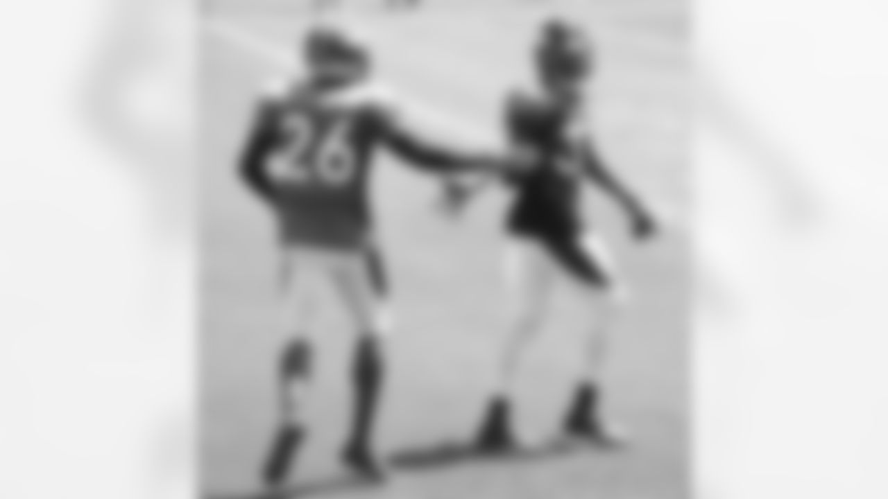 Moore and Iheancho celebrate a PBU.