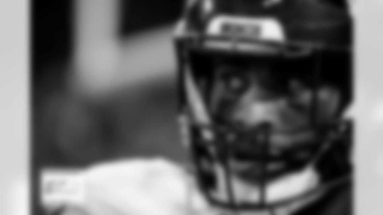 Denver Broncos linebacker Jonathon Cooper (0) before the Broncos' Week 6 game against the Kansas City Chiefs at GEHA Field at Arrowhead Stadium in Kansas City, Missouri on October 12, 2023. Photo by Gabriel Christus / Denver Broncos