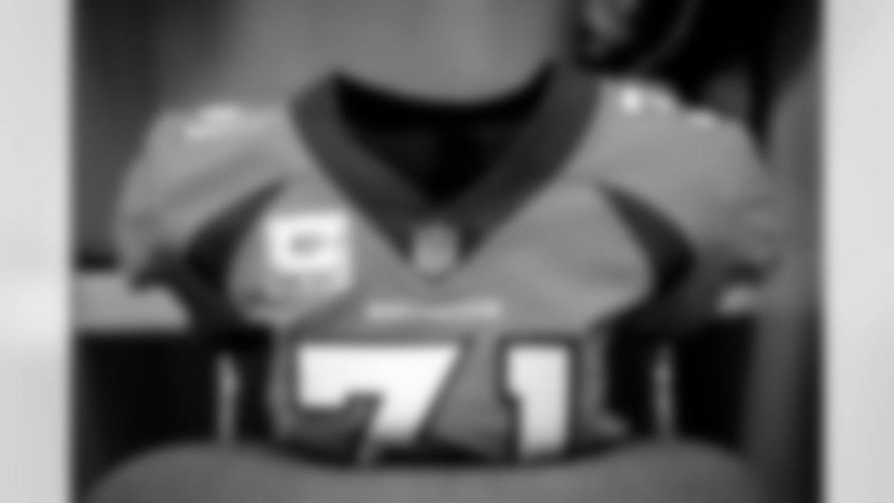 Justin Simmons's jersey in the locker room before the Broncos' Week 4 game against the Baltimore Ravens on October 3, 2021 at Empower Field at Mile High in Denver, Colorado. (Photo by Ben Swanson)