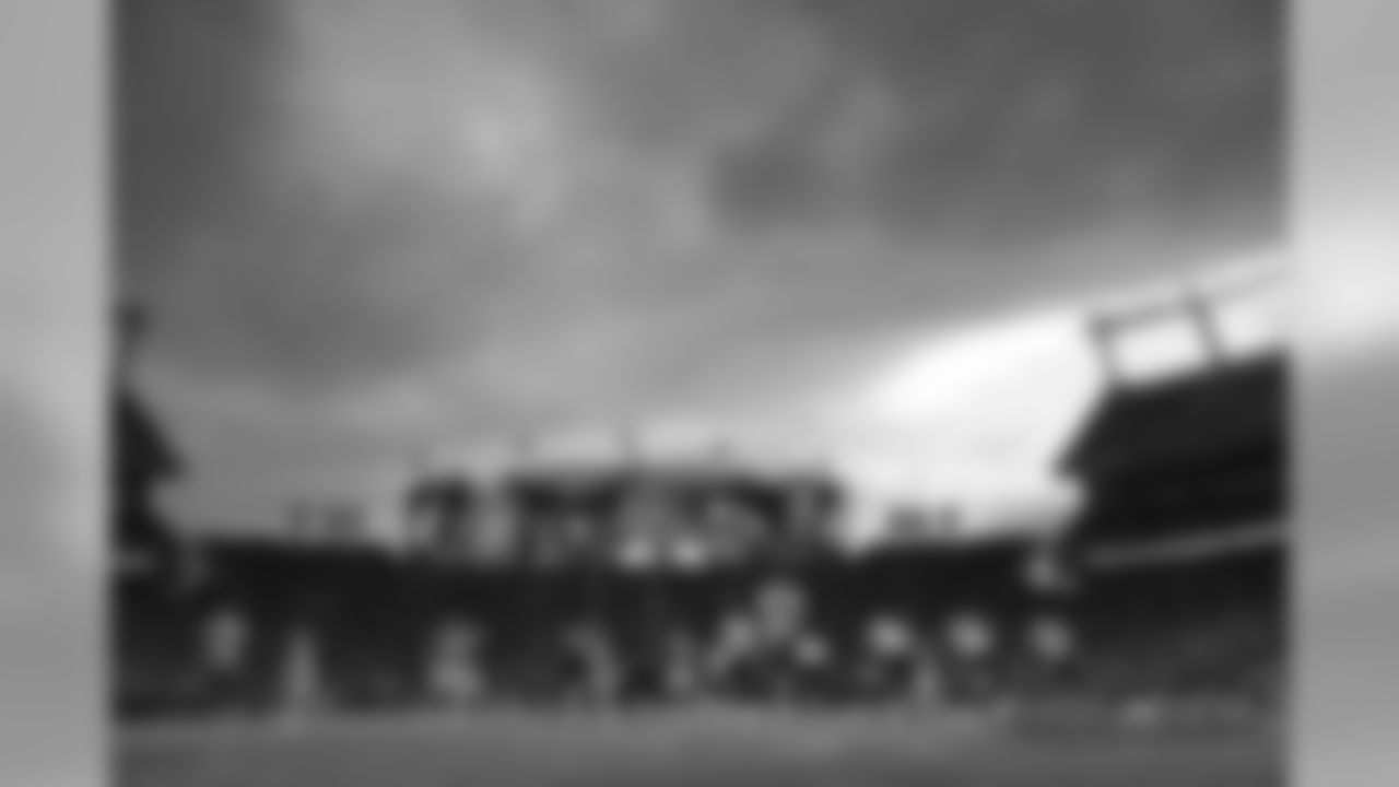 The weather wasn't the only thing that put a cloud over the Broncos' Week 9 game against the Texans. Days after trading Demaryius Thomas to Houston, the Broncos faced off against him for the first time.