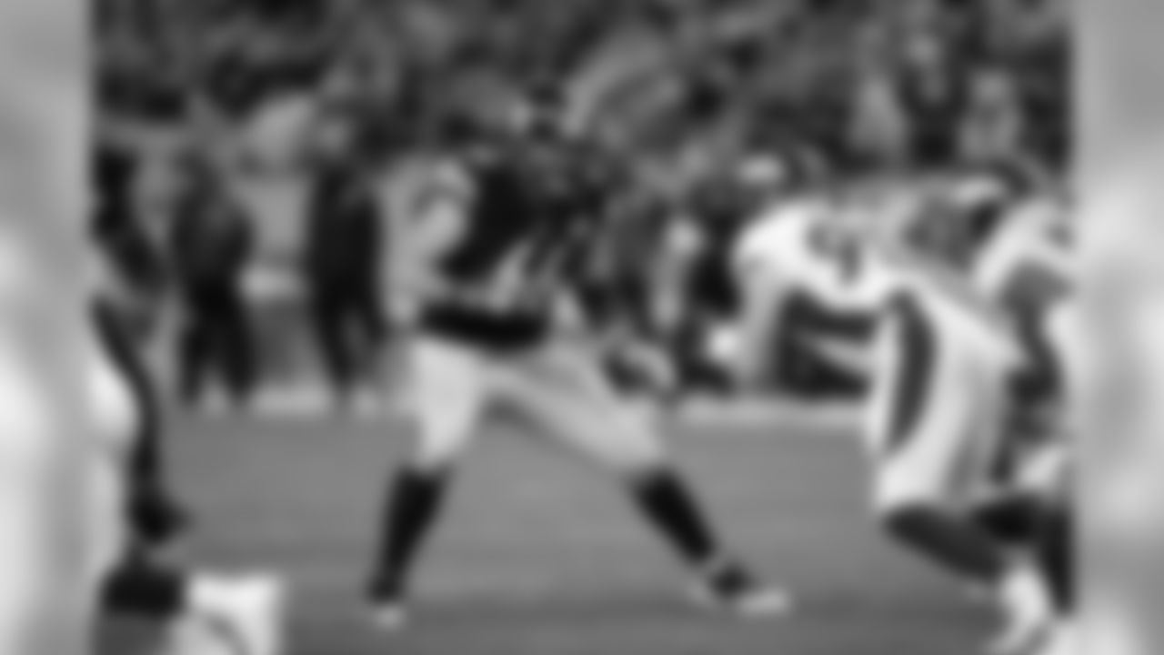 2015 stats: 6 starts in 6 games
Career stats: 4 NFL seasons, 39 starts, 44 games