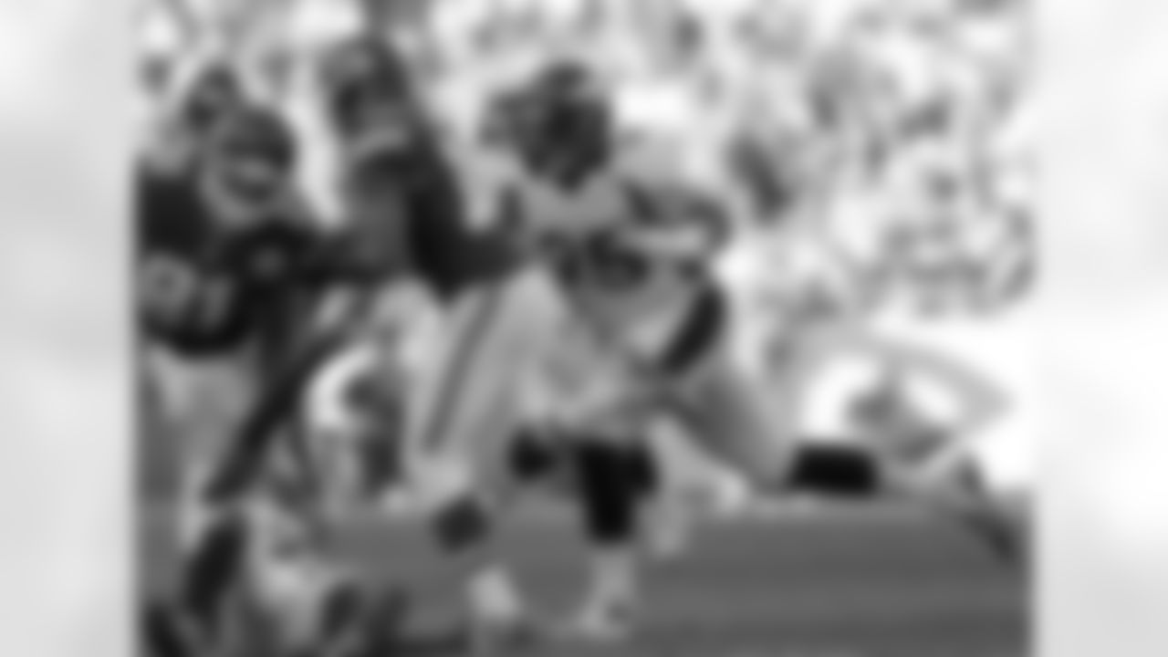 Wolfe closes in on the Kansas City ballcarrier during the second half.