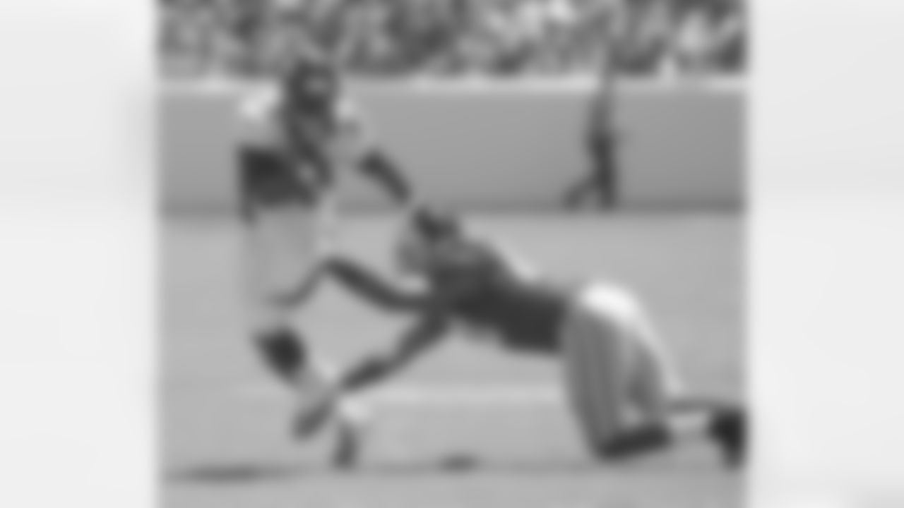 TE Julius Thomas