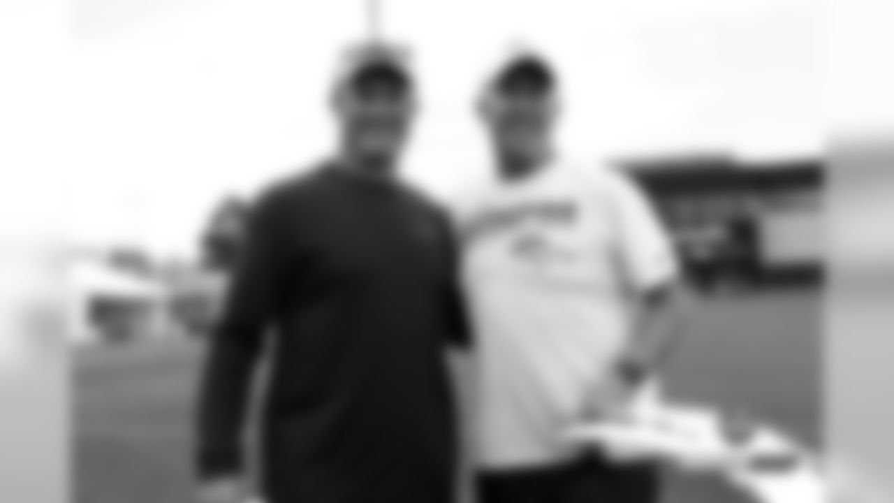 John Lynch and John Elway during joint practice with the San Francisco 49ers at UCHealth Training Center in Denver, Colorado, August 17, 2019.
Photo by Gabriel Christus