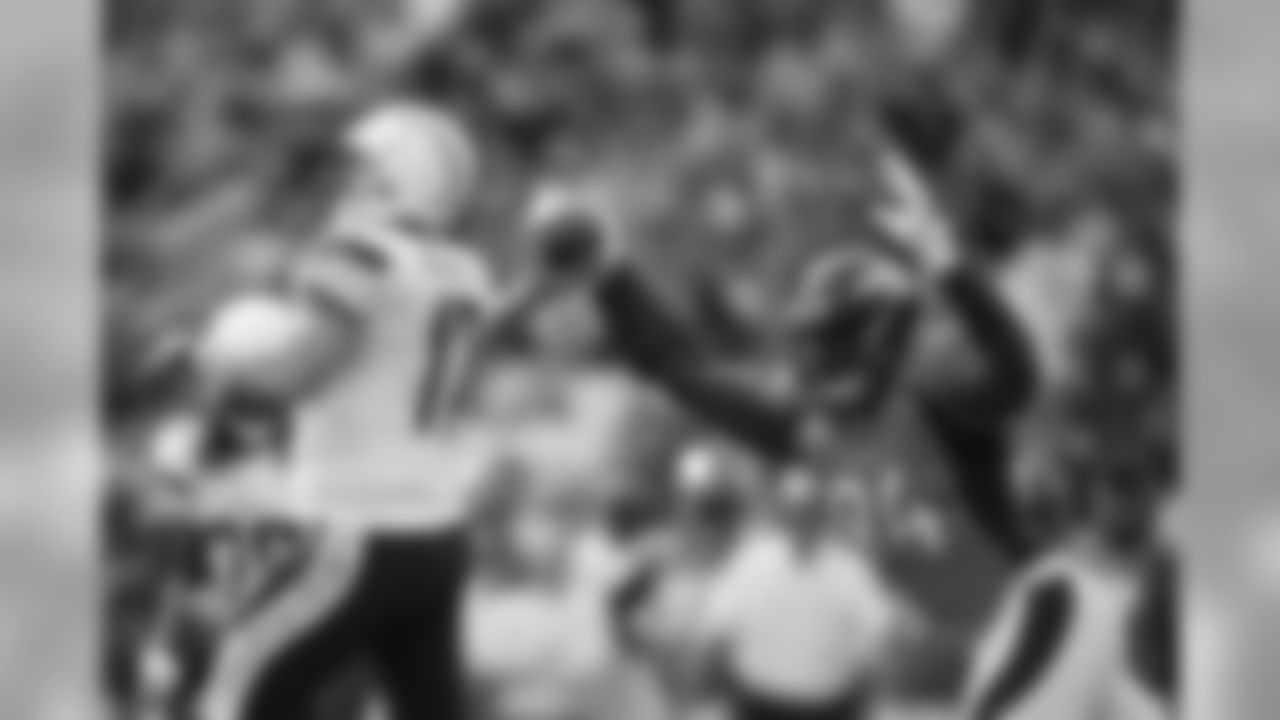 Denver Broncos linebacker DeMarcus Ware (94) knocks the ball out of San Diego Chargers quarterback Philip Rivers' (17) hand during second quarter action against the San Diego Chargers during the game at Sports Authority Field at Mile High in Denver, CO, October 30, 2016.
Photo by Gabriel Christus