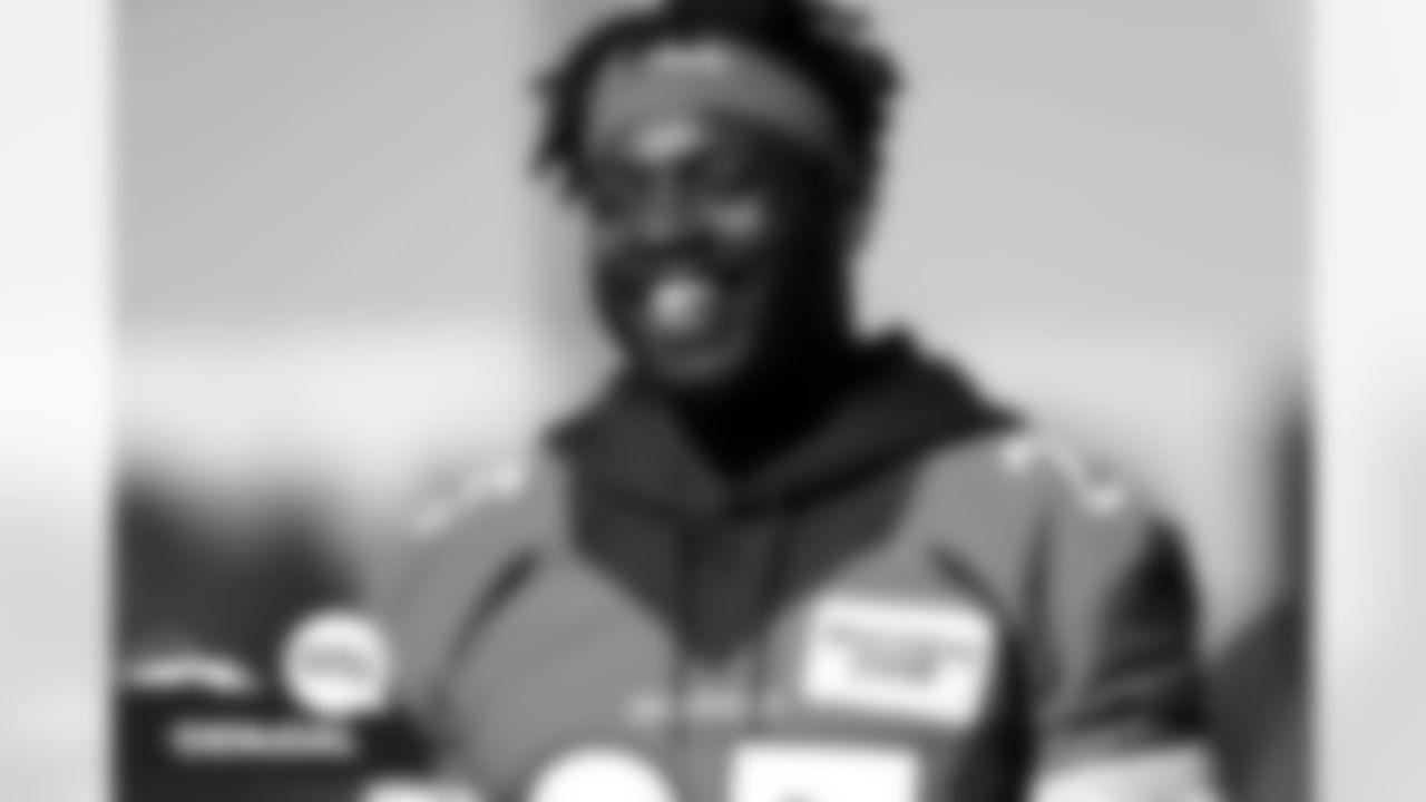 Melvin Gordon III during practice at UCHealth Training Center in Englewood, Colorado on November 5, 2021. (Photo by Sam Weaver)
