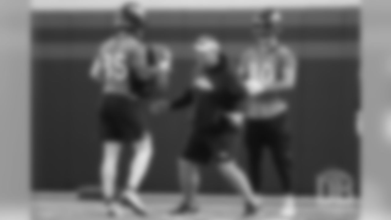 Bug Howard, Tight Ends Coach Wade Harman and Jake Butt during the first practice of mandatory minicamp on June 4, 2019.