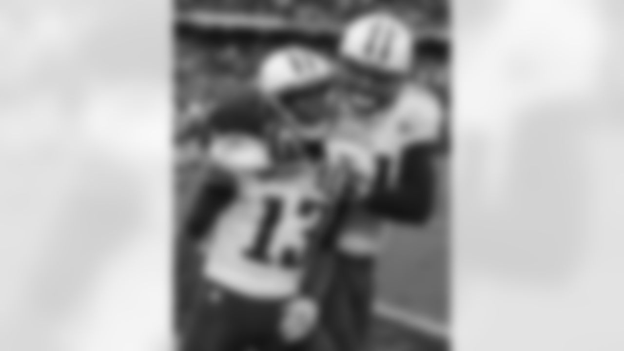 Backed up by 18 Kenny Britt