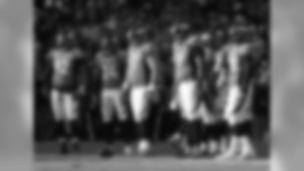 The Broncos' D gets ready for the Browns to come to the line of scrimmage during the first half.