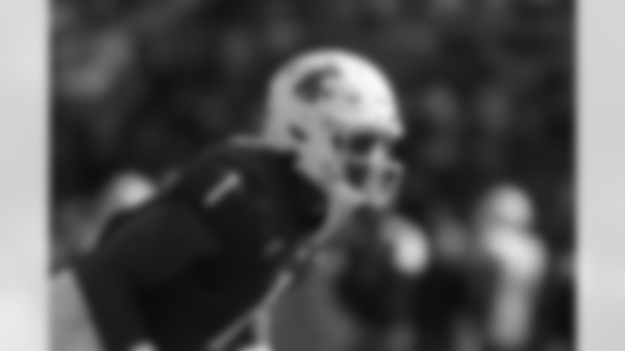 Dane Brugler, The Athletic: No. 64
Eric Edholm, NFL.com: No. 70
ESPN: No. 75
"Henley was the only Pac-12 player with at least 100 tackles, 12.0 TFLs and an interception last season." – Brugler
(AP Photo/Young Kwak)