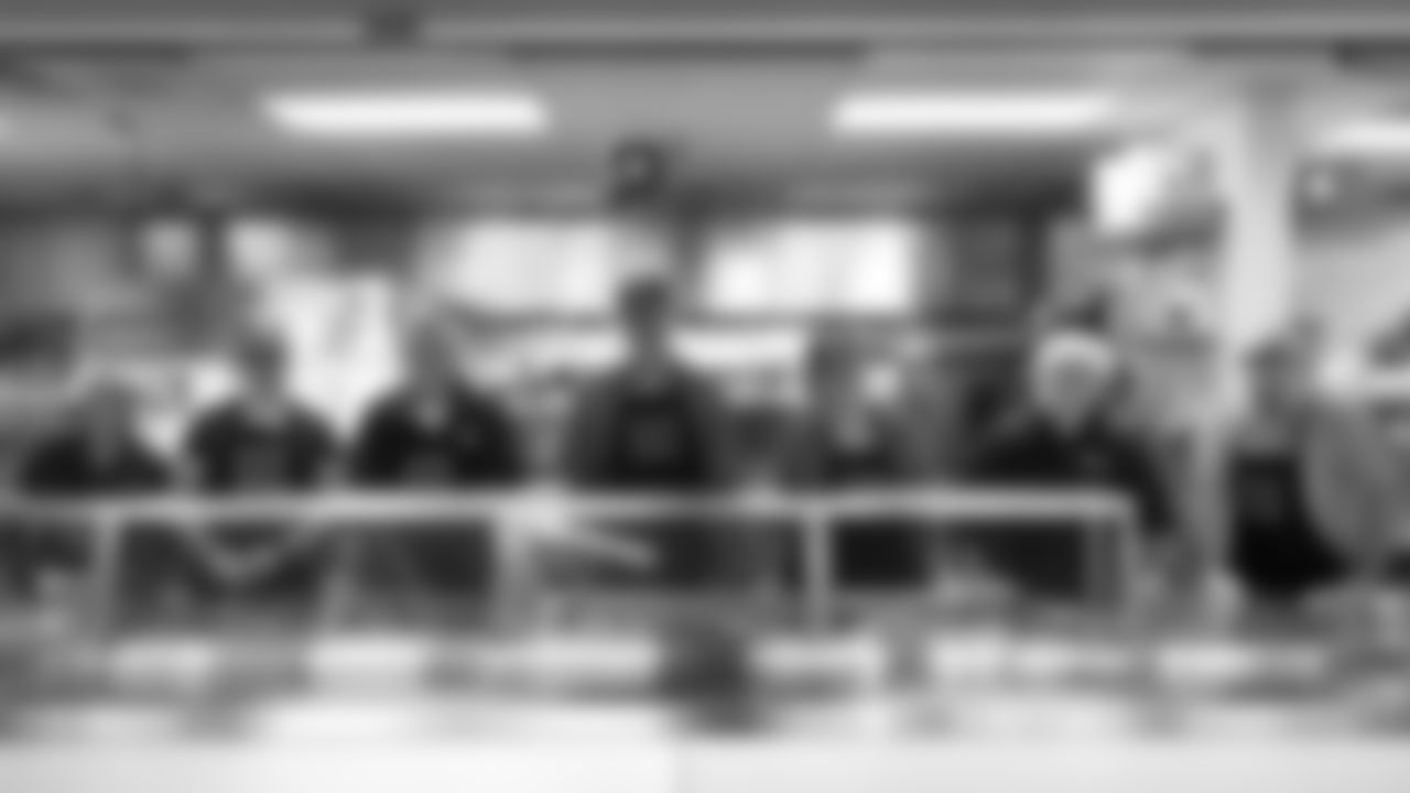 employees_community_03