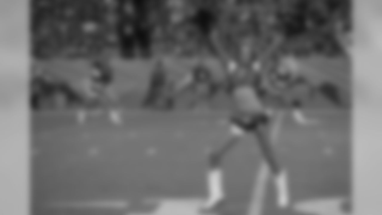 180811, Denver Broncos, MV, 2018 180811, Denver Broncos, Cheerleaders, DBC, Photo By: Paul Cloud Erica L.
