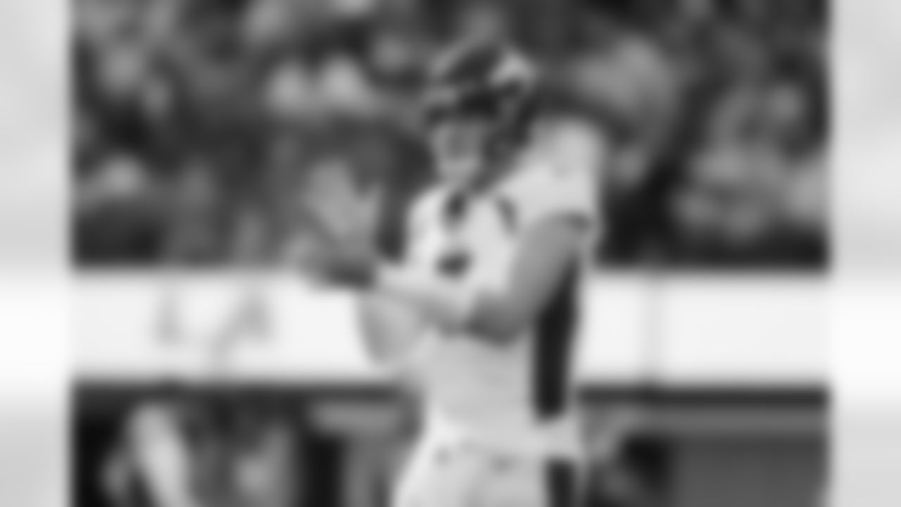 Drew Lock during the Broncos' Week 17 game against the Los Angeles Chargers at SoFi Stadium in Inglewood, California on January 2, 2022. (Photo by Gabriel Christus)