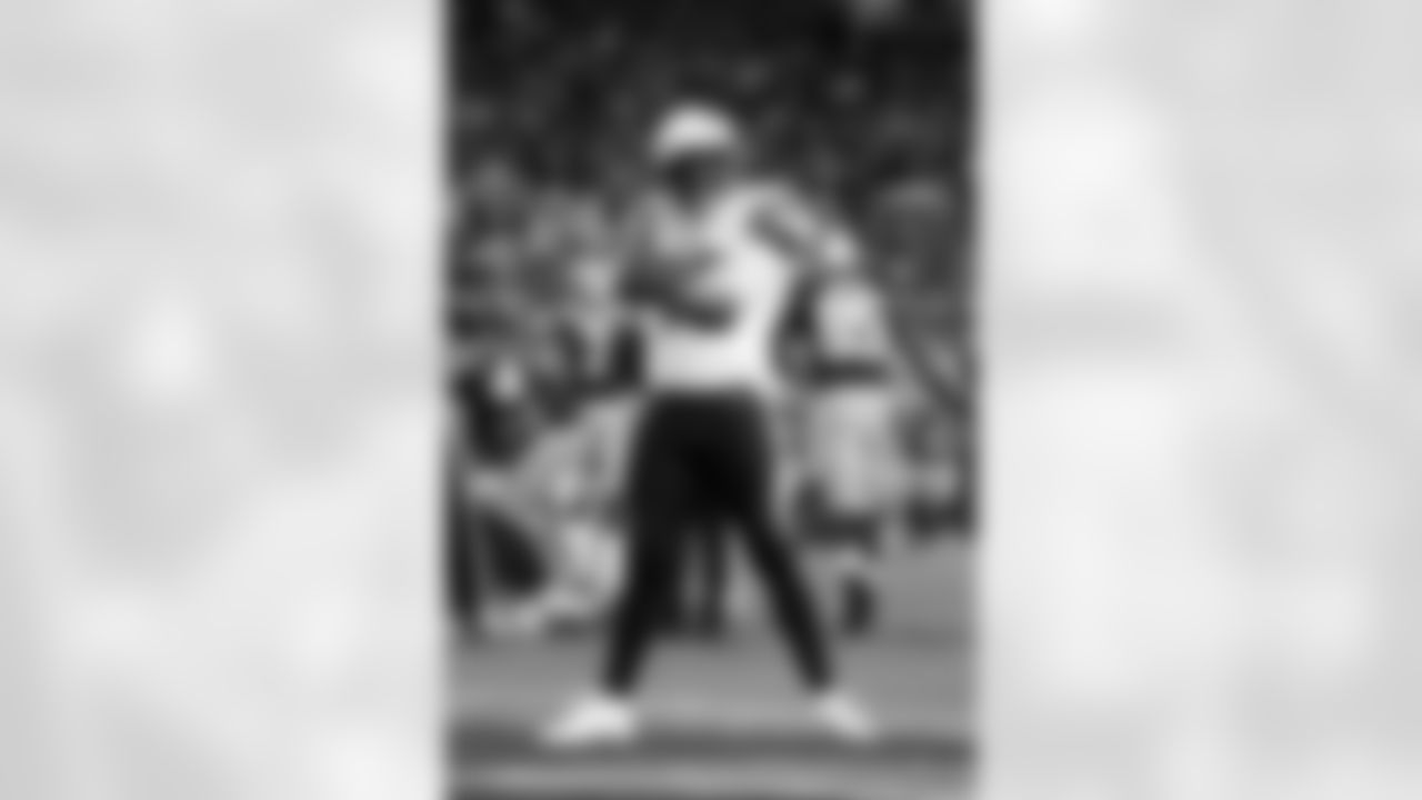 Chargers safety Marcus Gilchrist, unrestricted free agent
