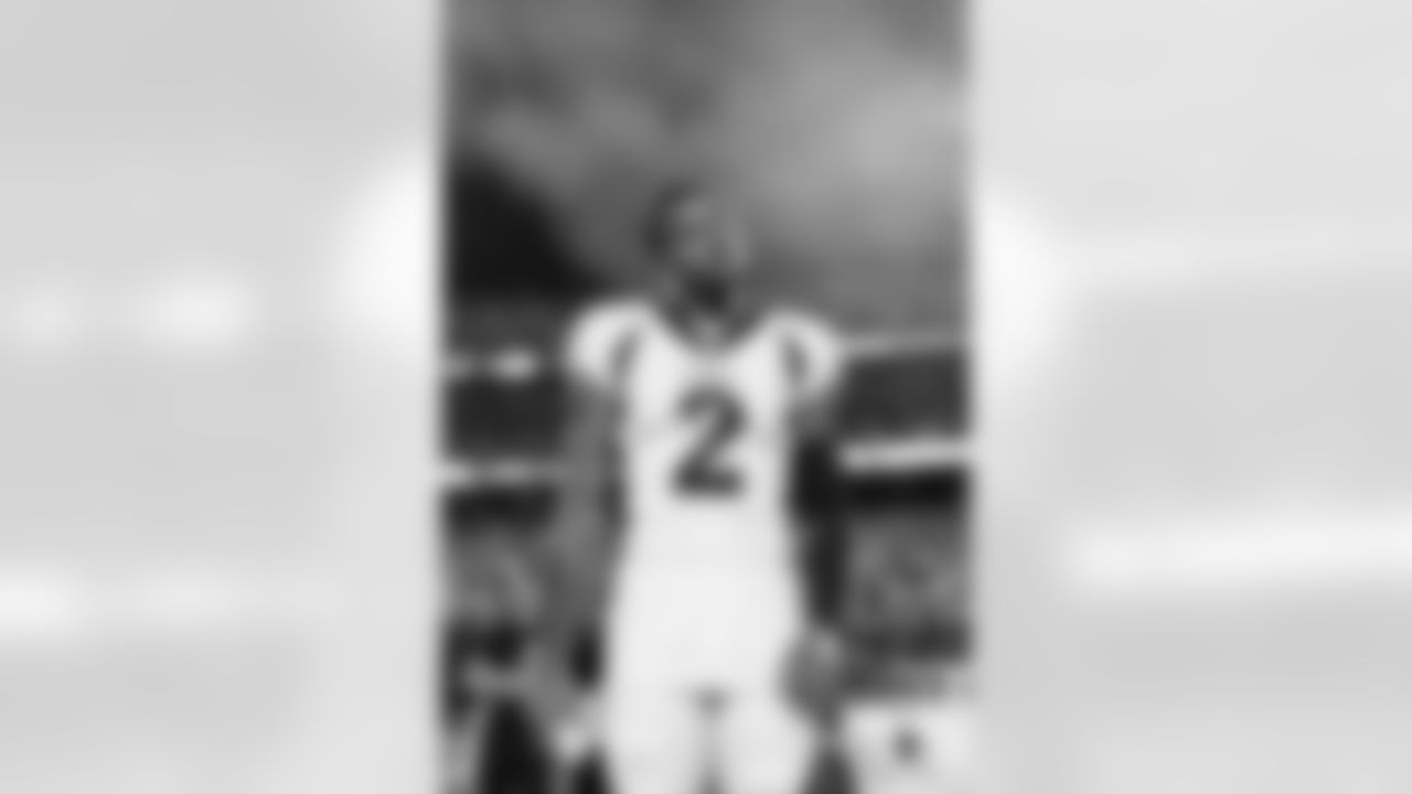 Pat Surtain II before the Broncos' Week 6 game against the Kansas City Chiefs at GEHA Field at Arrowhead Stadium in Kansas City, Missouri on October 12, 2023. Photo by Ben Swanson / Denver Broncos