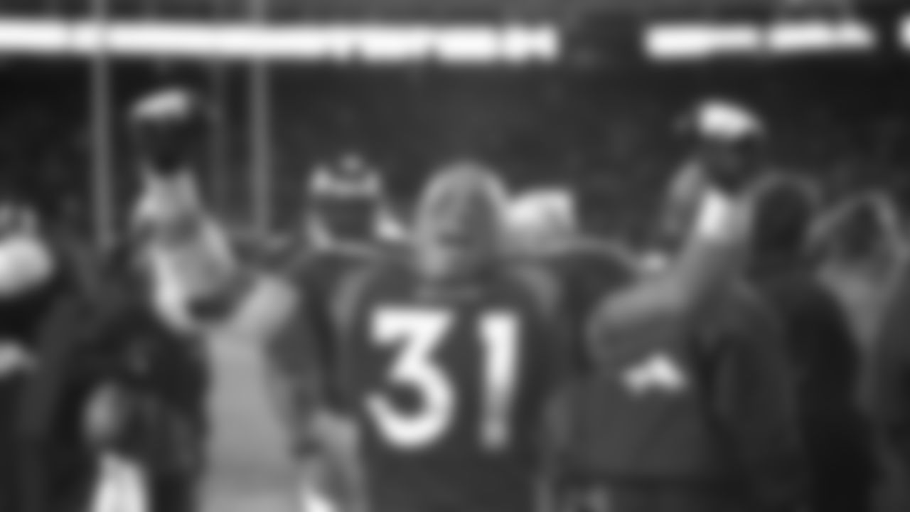 Derek Loville celebrates during the Broncos' 42-17 win over the Jacksonville Jaguars in the Wild Card round of the 1997 playoffs on December 27, 1997 at Mile High Stadium.