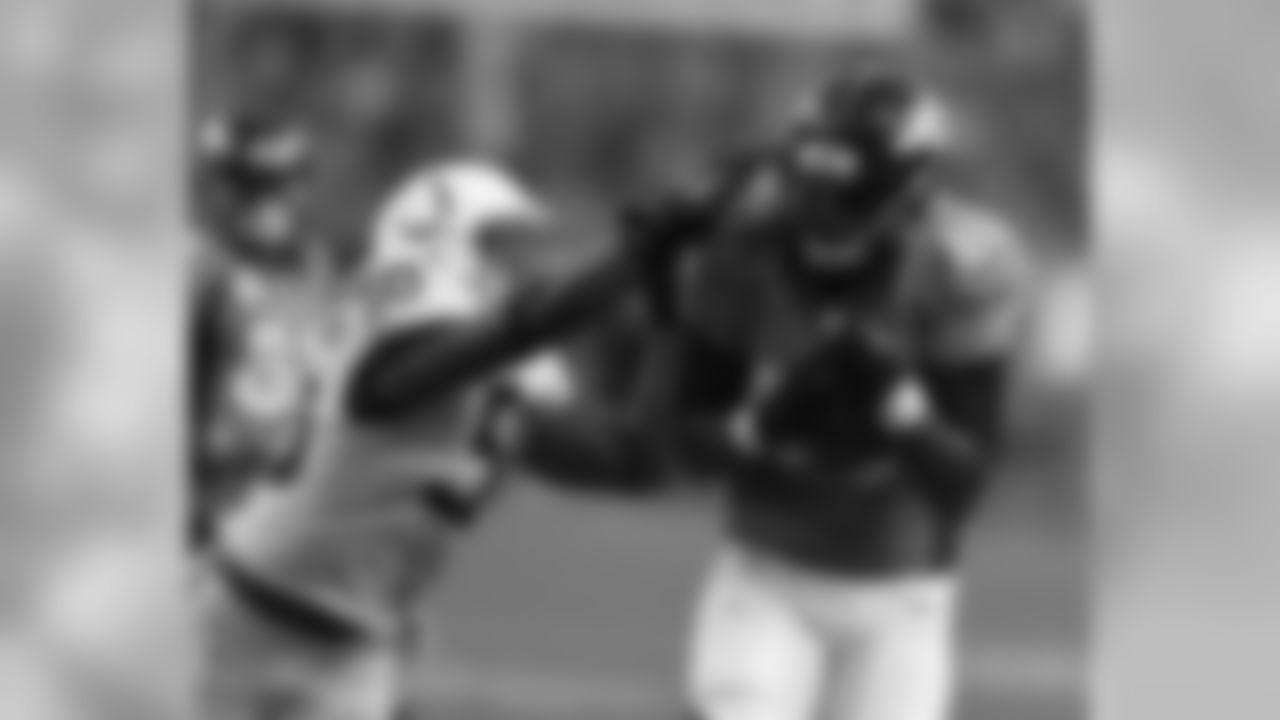 TE Julius Thomas and Colts LB Jerrell Freeman