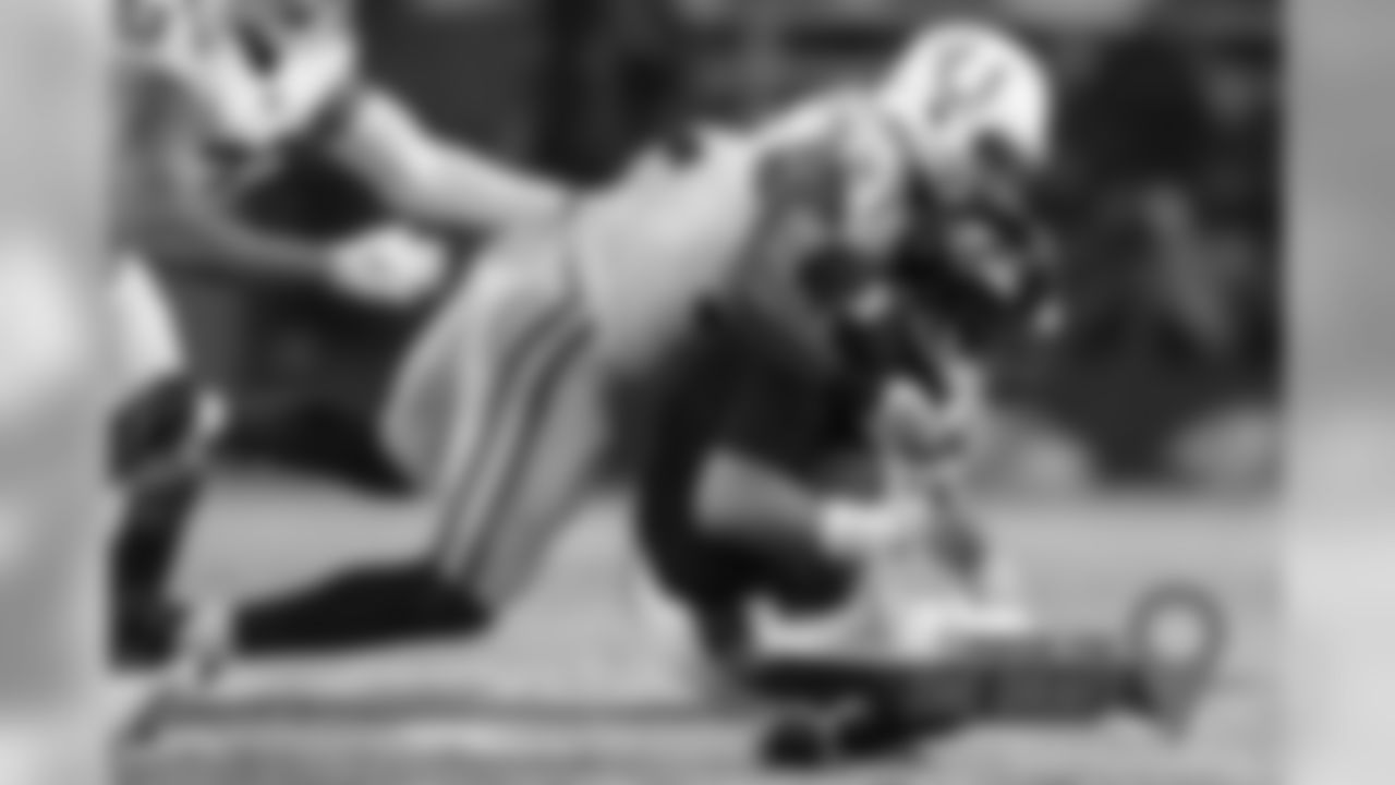 He's not a true edge rusher -- certainly not as he was projected to be when the Browns used the sixth-overall pick on him in 2013 -- but he has settled in as a solid pass rusher and an above-average linebacker in coverage. He heads into free agency off of the best half-season of his career, and could be a solid buy-low option with some untapped upside. (Nick Wass/AP Images)
