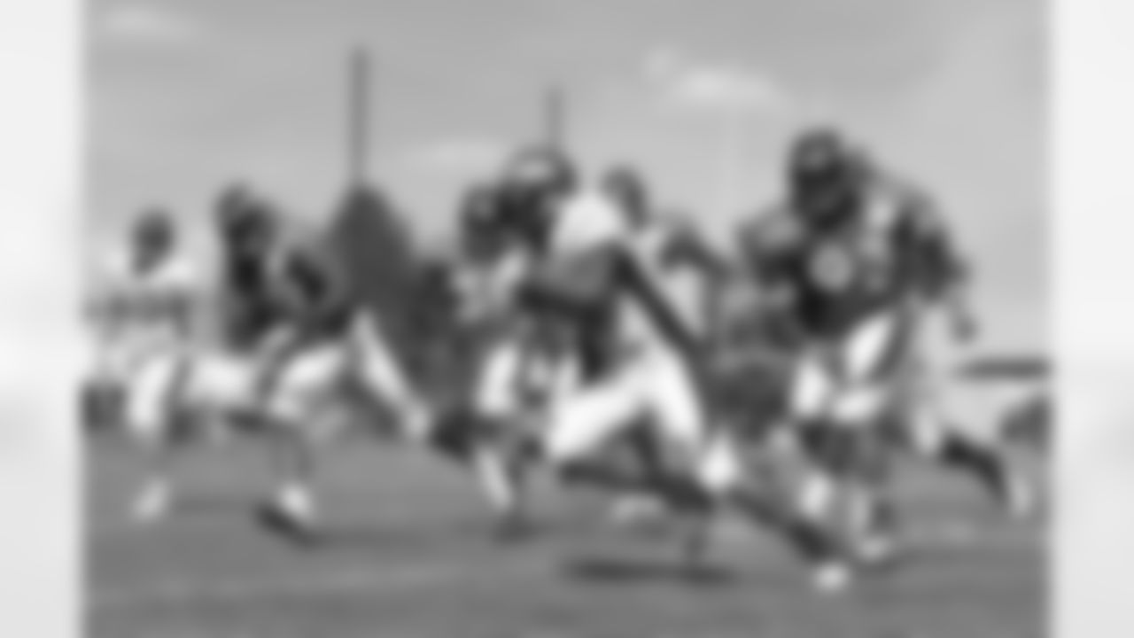 Jeremiah Johnson beats the defense to the outside on day nine of training camp.