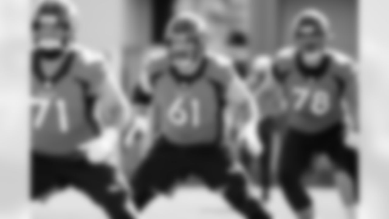 Graham Glasgow during the eighth day of OTA practices at UCHealth Training Center on June 8, 2021. (Photo by Ben Swanson)