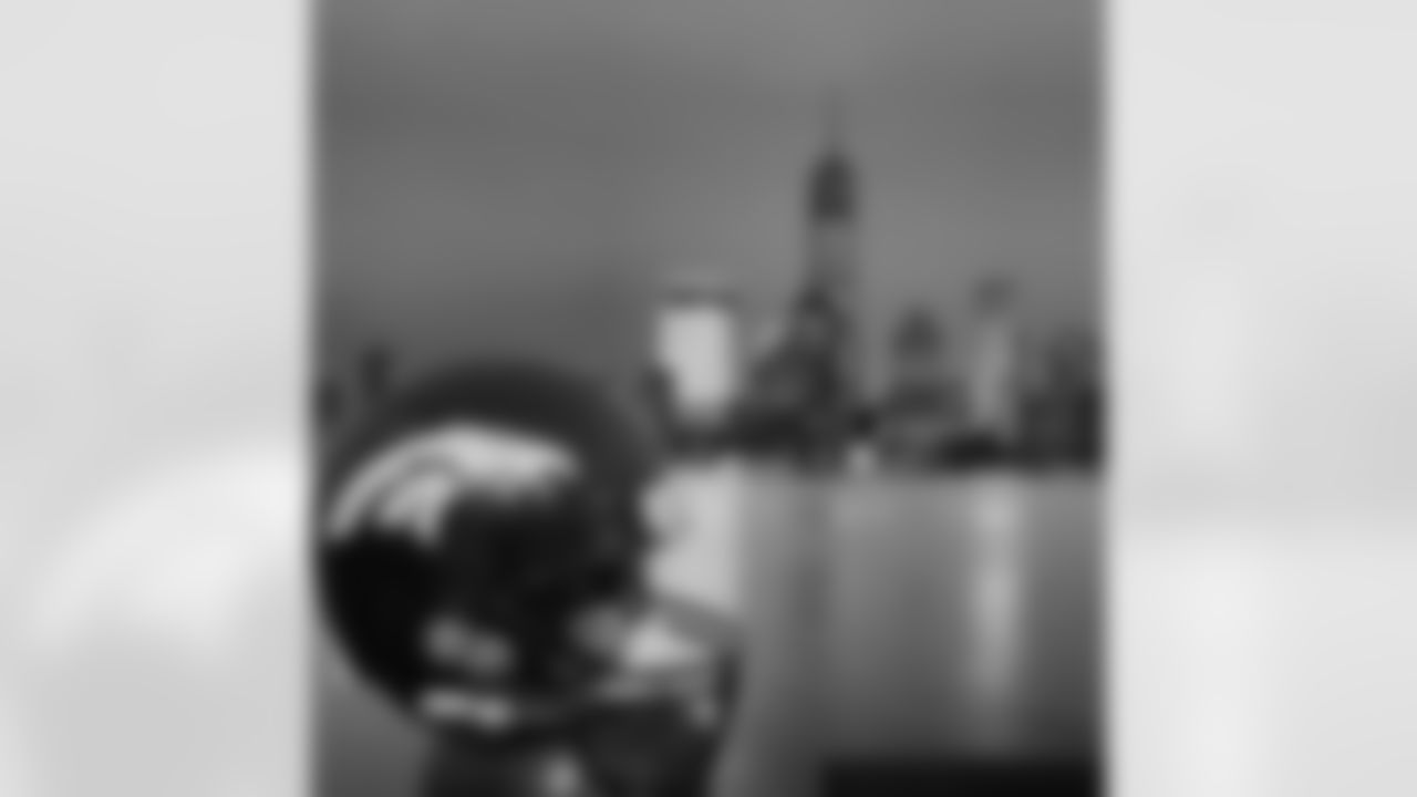Want to win an autographed Champ Bailey jersey? Visit DenverBroncos.com to identify the NYC landmarks the #Broncos helmet visited for a chance to win.