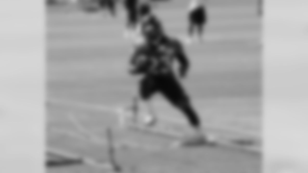RB Ronnie Hillman
