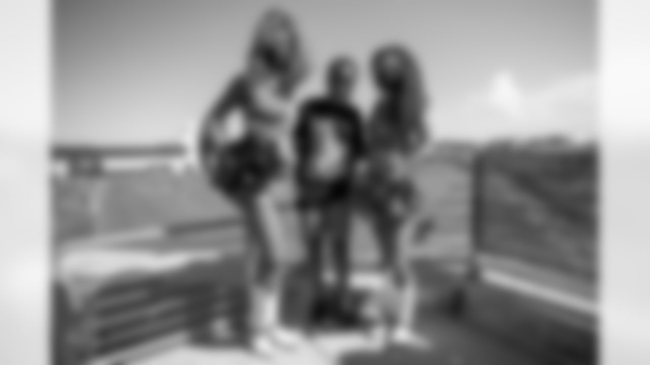 210825_000056_SW