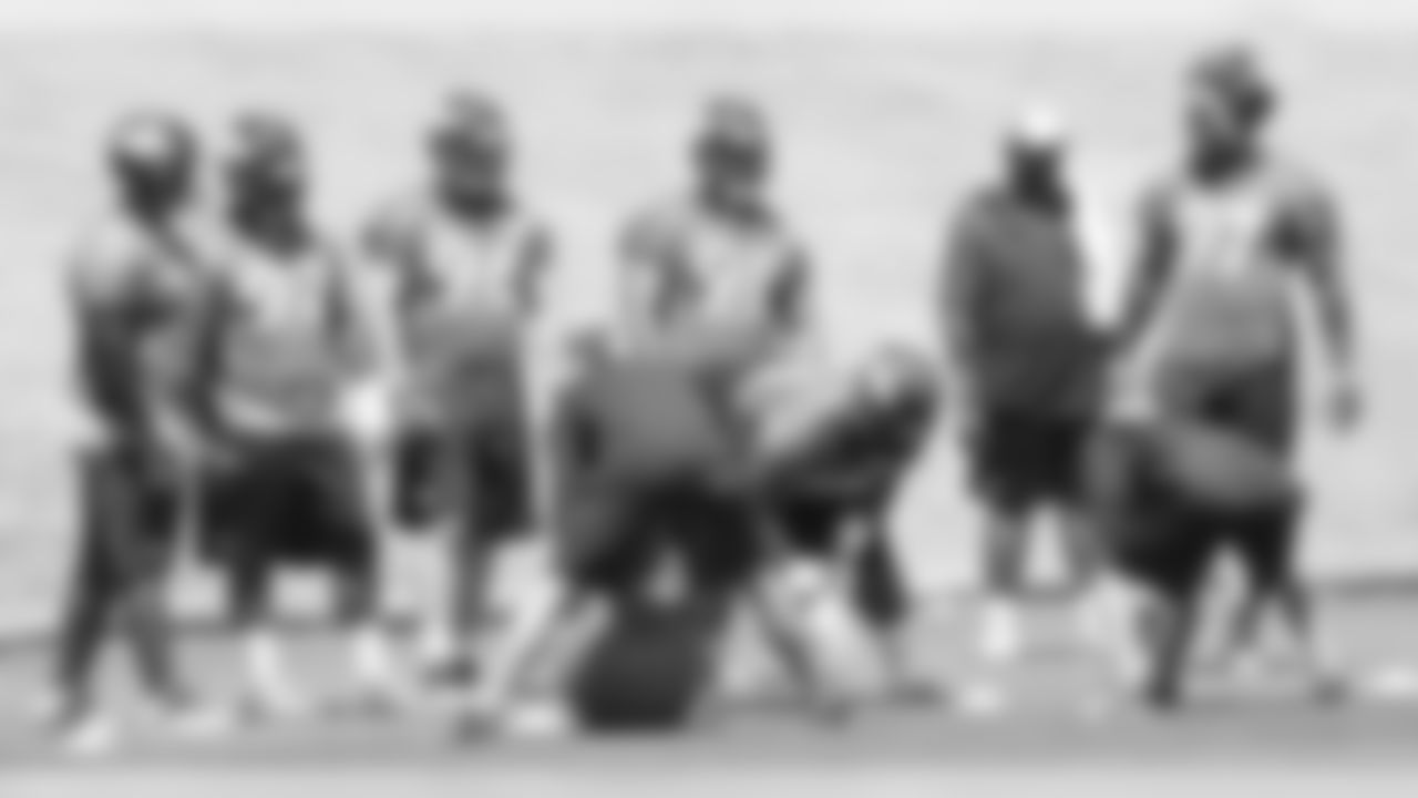 Defensive linemen