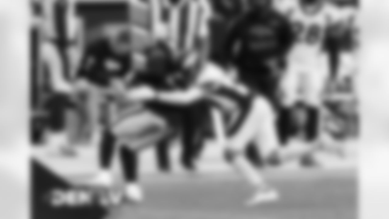 Bryce Callahan during the first half of the Broncos' Week 10 game against the Las Vegas Raiders at Allegiant Stadium in Las Vegas, Nevada. (Photo by Zak Krill)