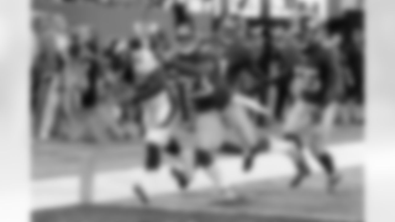 Knowshon Moreno crosses the goal line for his second touchdown.