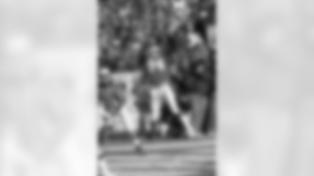 First round, 27th overall, 1987