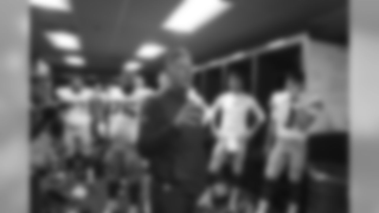 New York Giants head coach Pat Shurmur talks to his team following an NFL football game against the Washington Redskins Sunday December 22nd, 2019 in Landover, Md (Evan Pinkus via AP)