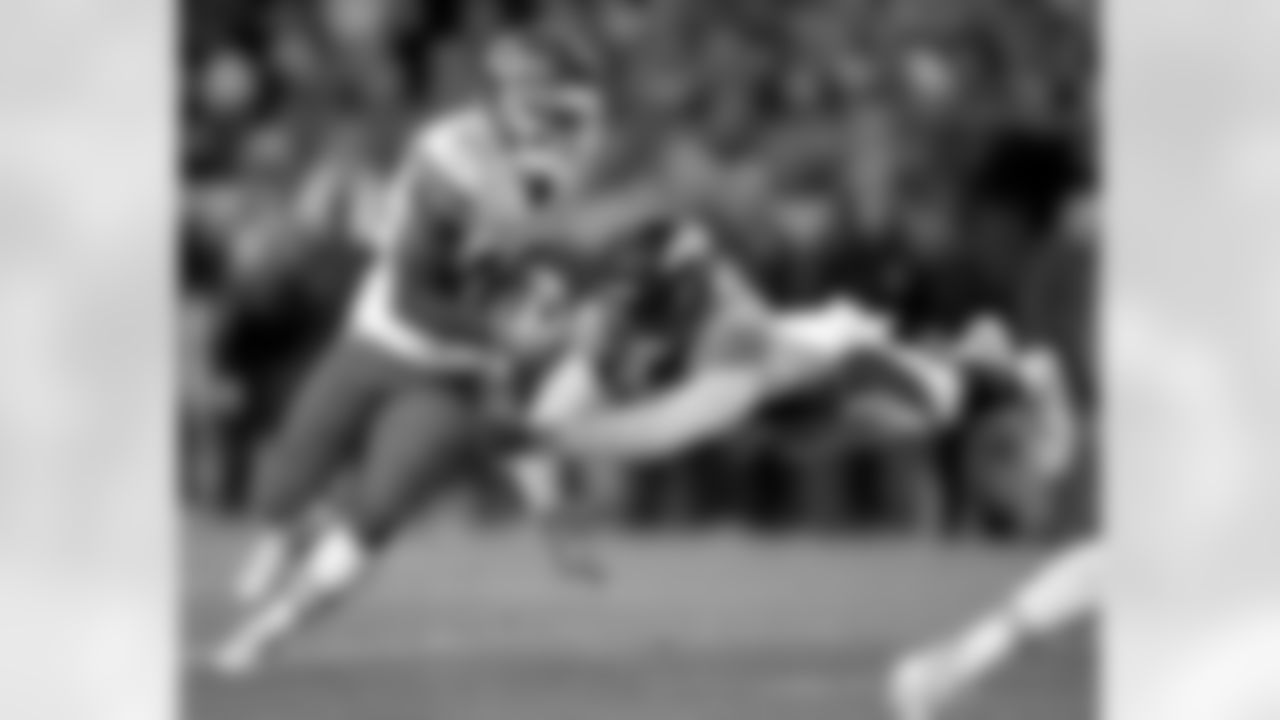 Player of the game: OLB Justin Houston piled up three sacks in his second game back from injury, and that would normally be good enough to earn player of the week honors. But Tyreek Hill accomplished something that hasn't been done in decades by returning a kick for a touchdown, rushing for a touchdown and catching a touchdown. In a game full of explosive plays, Hill's 86-yard kick return touchdown — complete with a high-five during the runback — may have been the most dynamic of all.