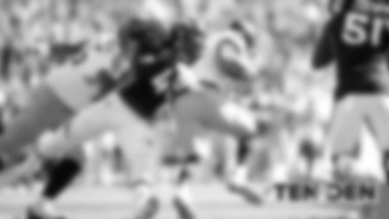 Photos of game action of the Broncos' game against the Tennessee Titans at Empower Field at Mile High on October 13, 2019. (Photo by Gabriel Christus)