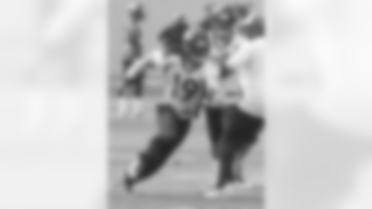 WR Isaiah Burse