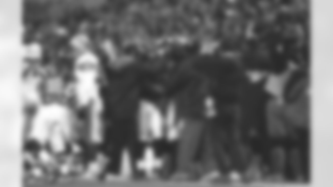 Dec. 27, 1998: Broncos 28, Seahawks 21