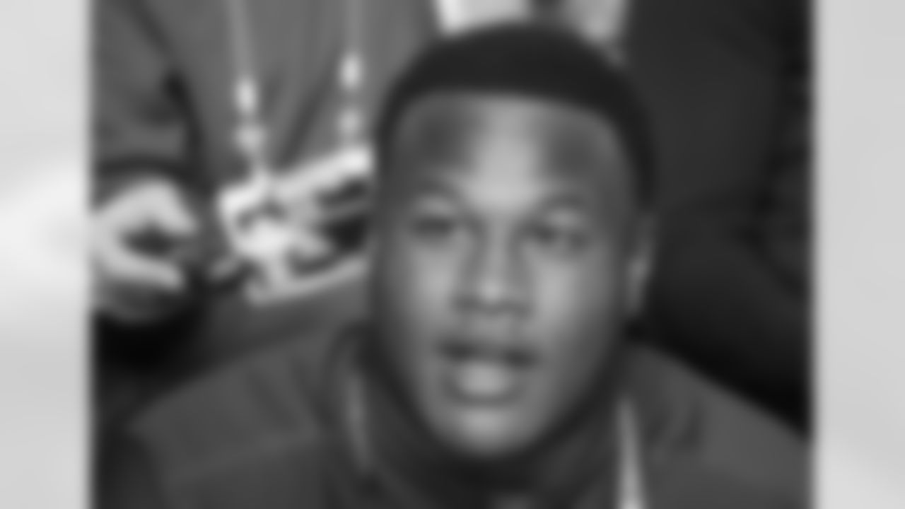 D.J. Humphries - Florida offensive tackle