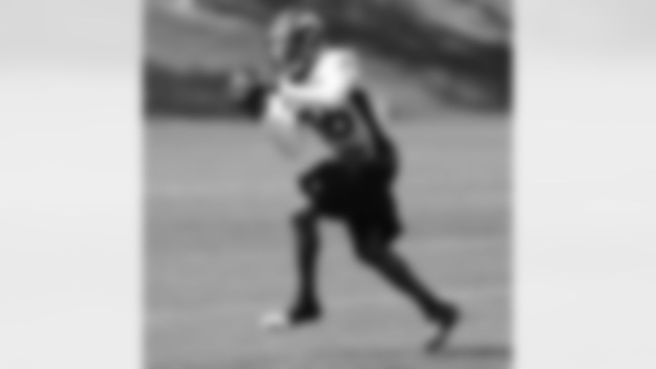 S Rahim Moore makes a catch.