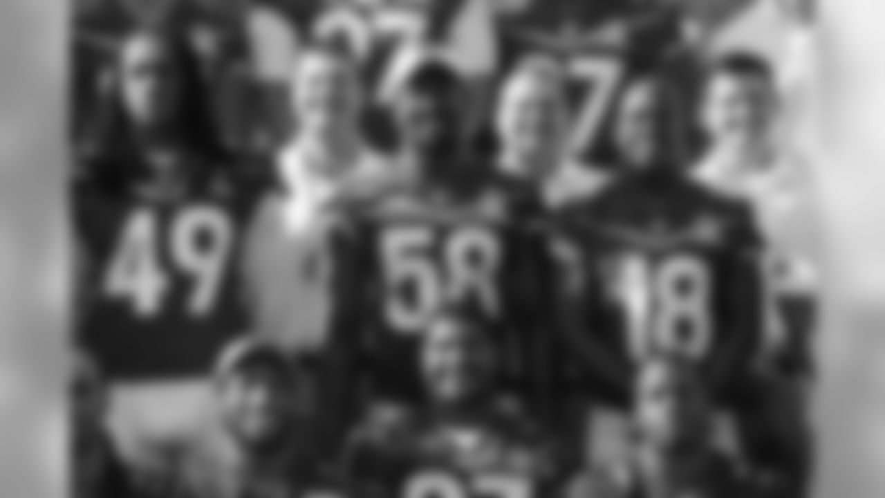 Von Miller, standing next to Buffalo Bills linebacker Tremaine Edmunds (49) and New England Patriots wide receiver Matthew Slater (18), during the AFC's team photo session for the 2020 Pro Bowl outside the team hotel in Orlando, Florida, on January 23, 2020. Pictured in front of Miller is Jaguars defensive lineman Calais Campbell. (Photo by Ben Swanson/DenverBroncos.com)