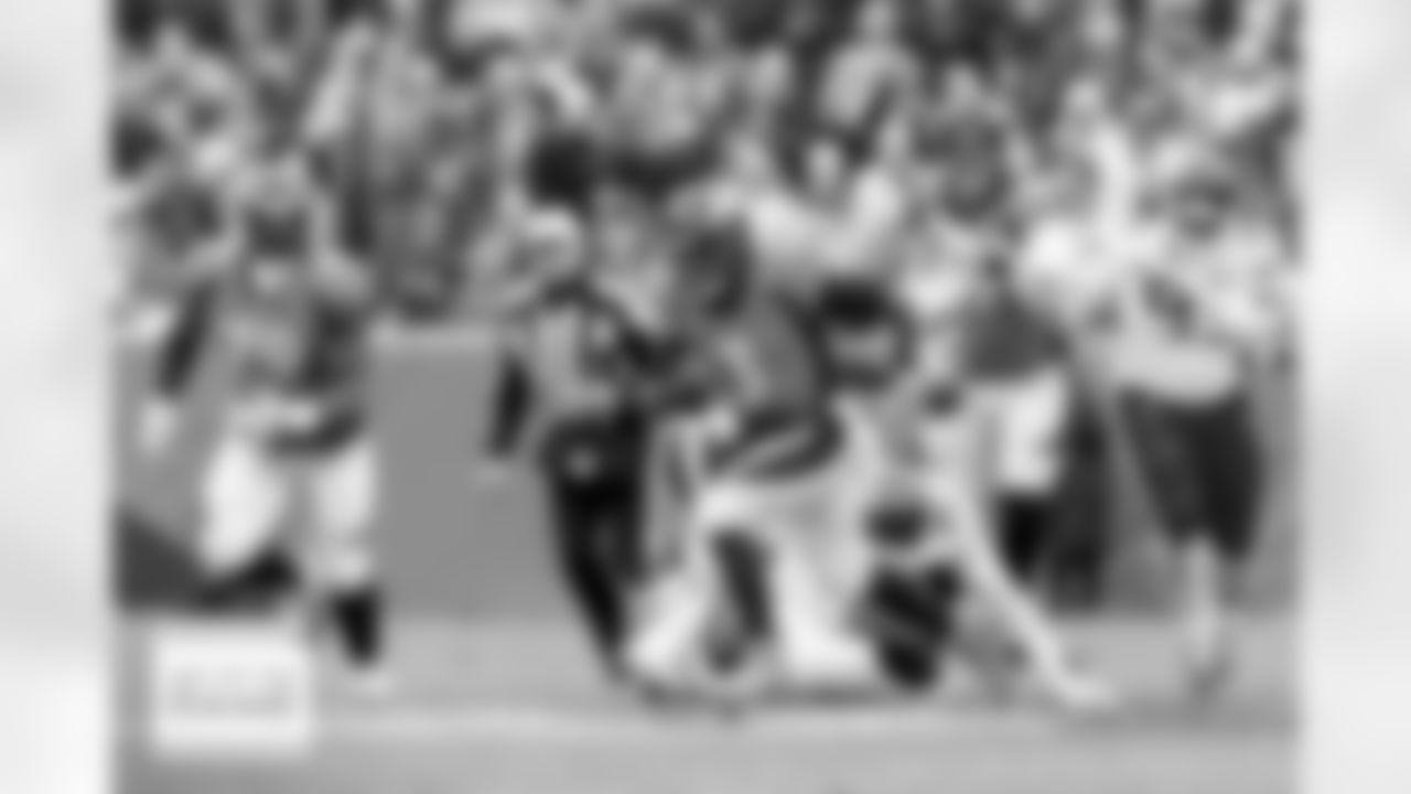Denver Broncos quarterback Russell Wilson (3) scrambles during the Broncos' Week 8 game against the Kansas City Chiefs at Empower Field at Mile High in Denver, Colorado on October 29, 2023. Photo by Gabriel Christus / Denver Broncos