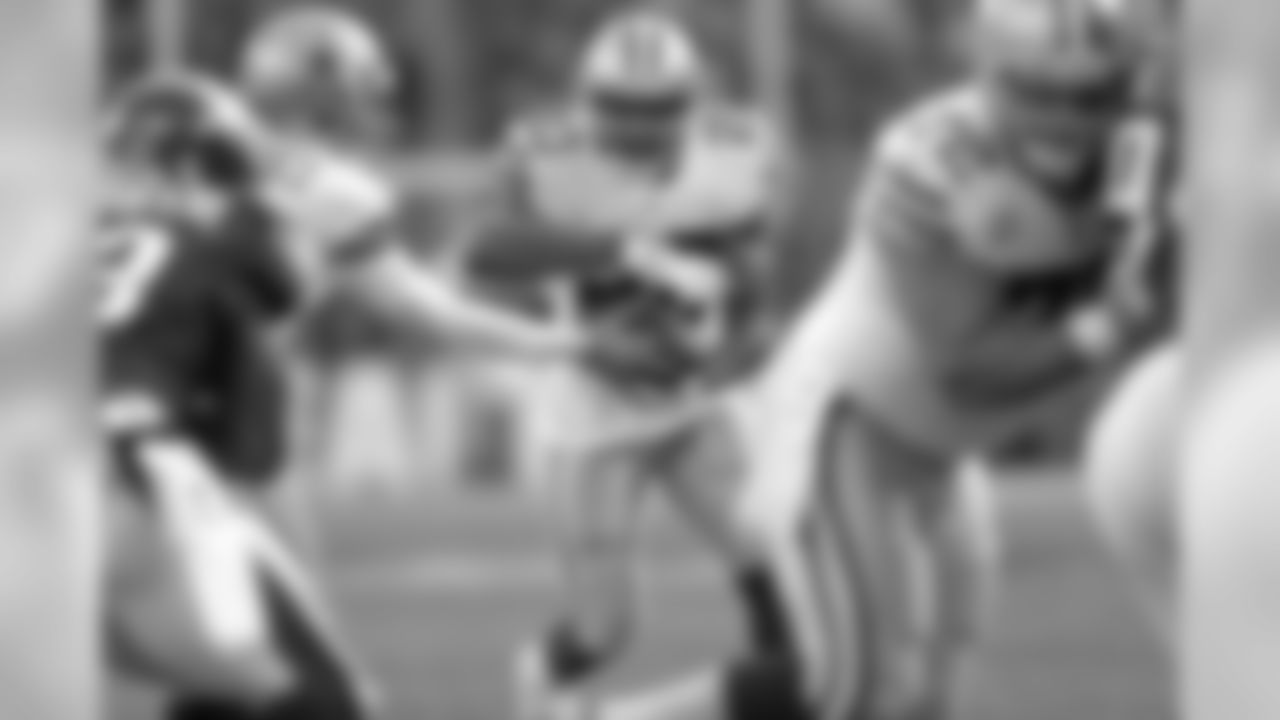 Despite 7,537 career yards from scrimmage in nine seasons, his career remains one of the great might-have-beens in recent NFL history, as he hasn't been the same since foot problems struck in 2011. McFadden's average per carry has hovered at 3.6 yards or worse in four of his last five seasons.