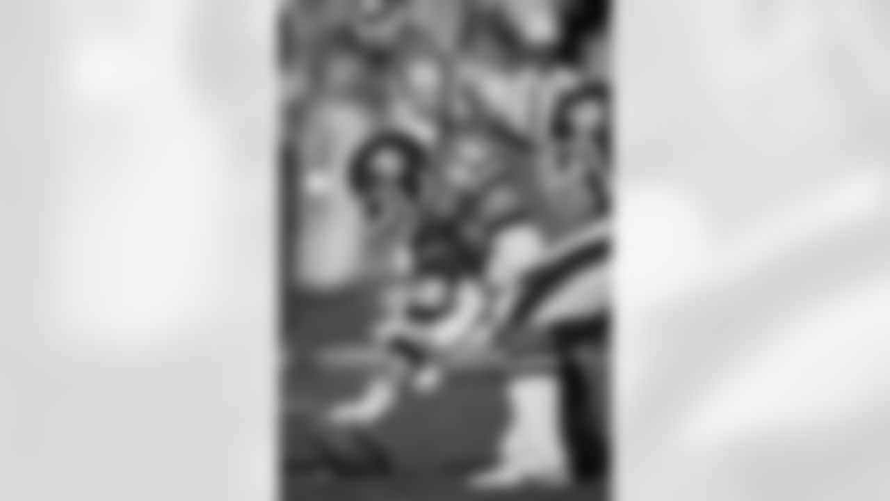 College: Duke
Draft: 1977 fourth round - 101st overall
Years with Broncos: 1977-88
Career stats: 153 games, 151 starts
Career accolades: Broncos Top 100 Team selection, Broncos 50th Anniversary Team second-team selection, Super Bowl XXI starter, 1985 second-team All-Pro selection by the Newspaper Enterprise Association