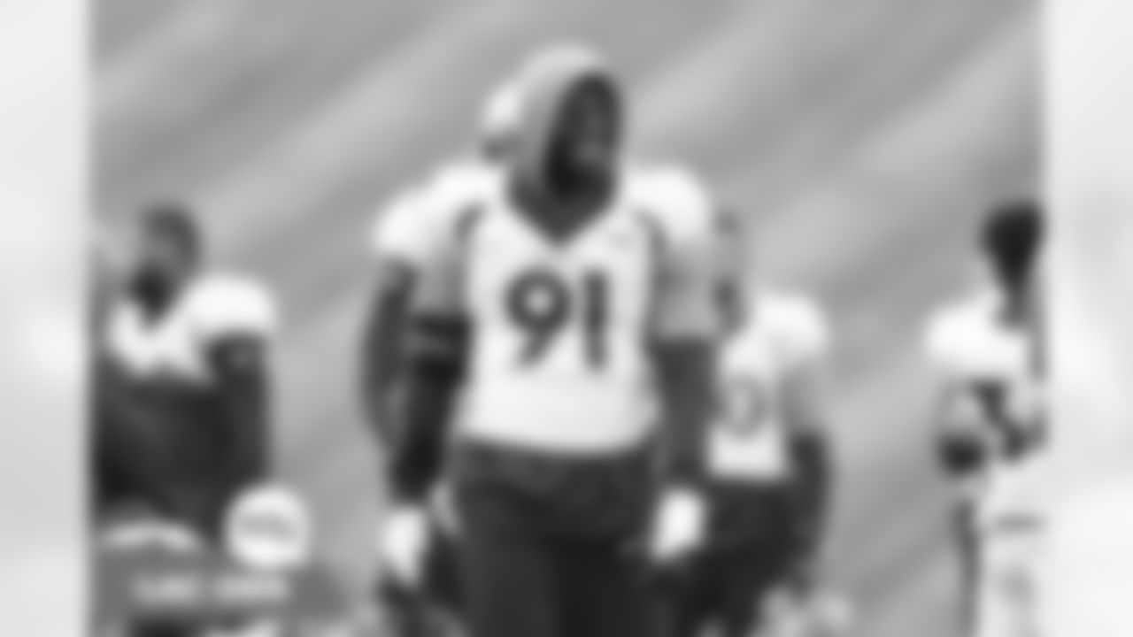 Stephen Weatherly during practice on Wednesday, November 24, 2021 at UCHealth Training Center in Englewood, Colorado.
Gabriel Christus